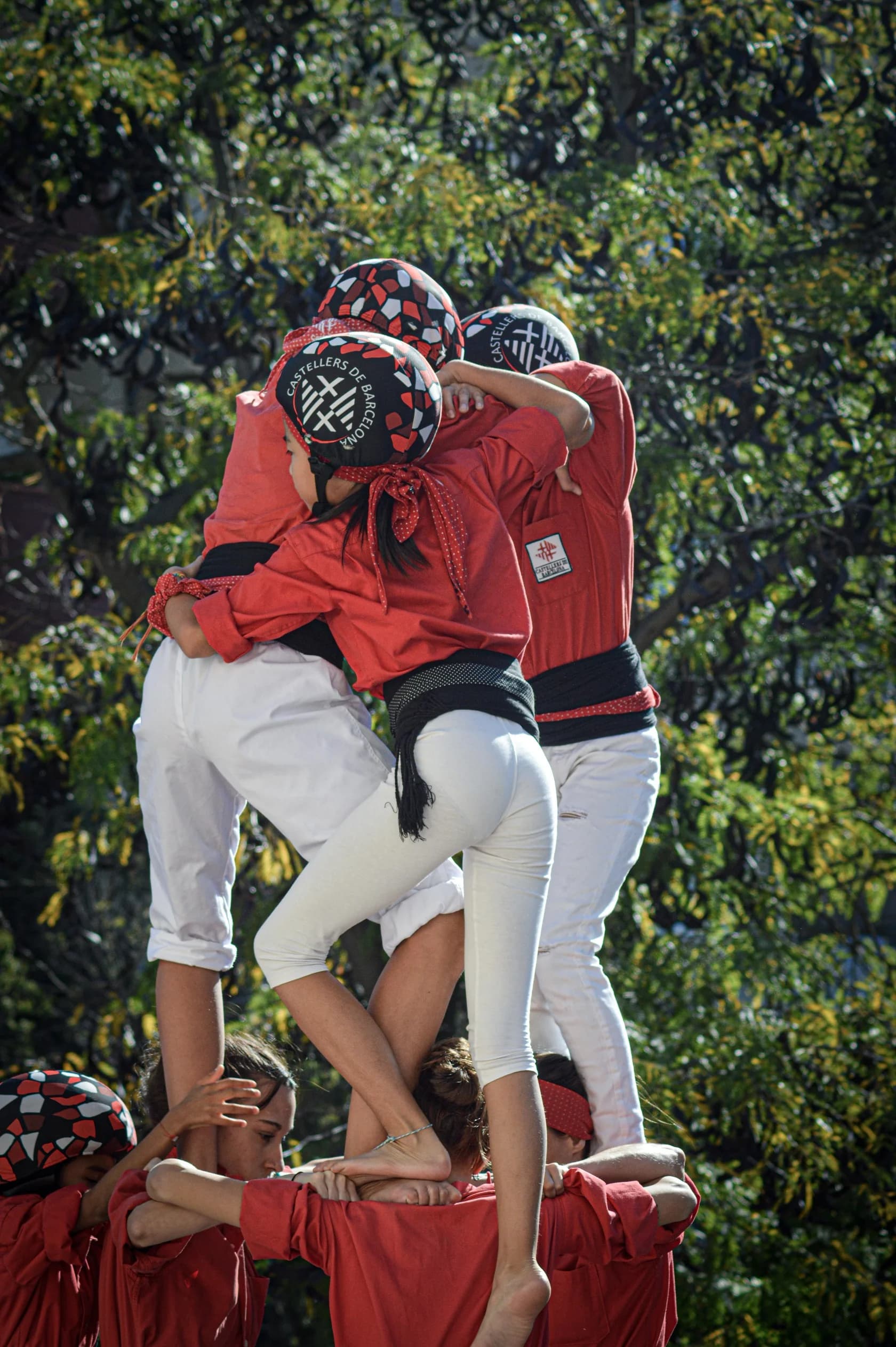 Detall del 3 de 8 dels Castellers de Barcelona a la Festa Major de Les Corts 2022
